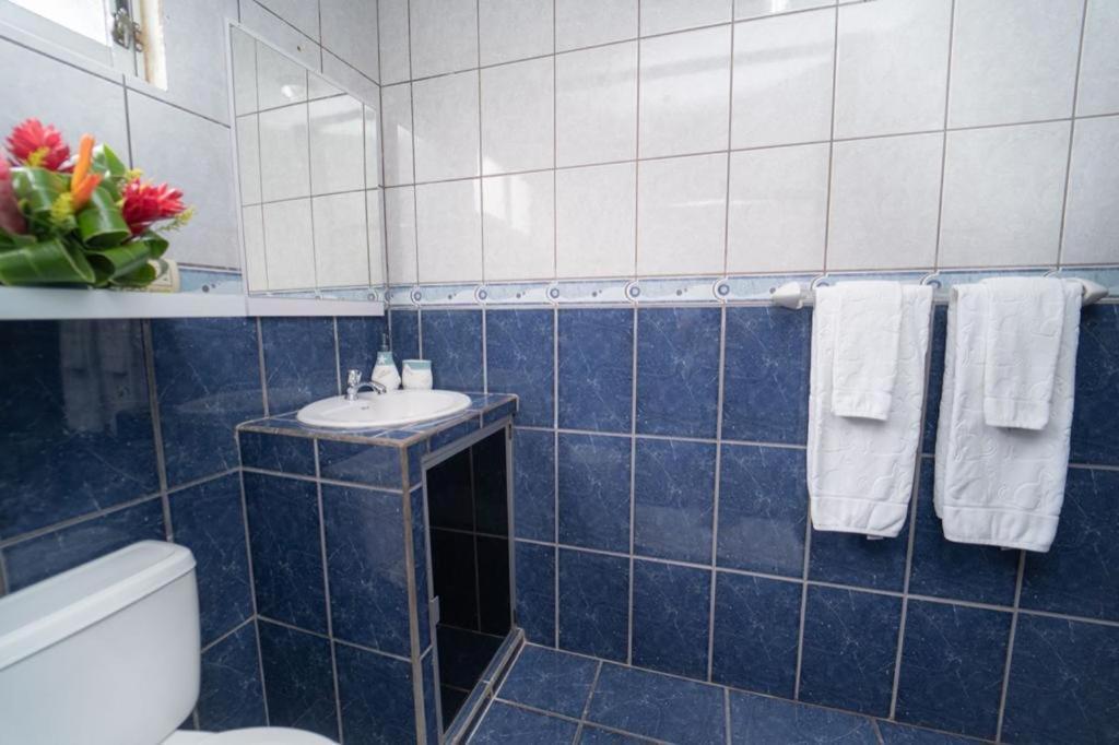 Apartamentos Cristal Quepos Esterno foto