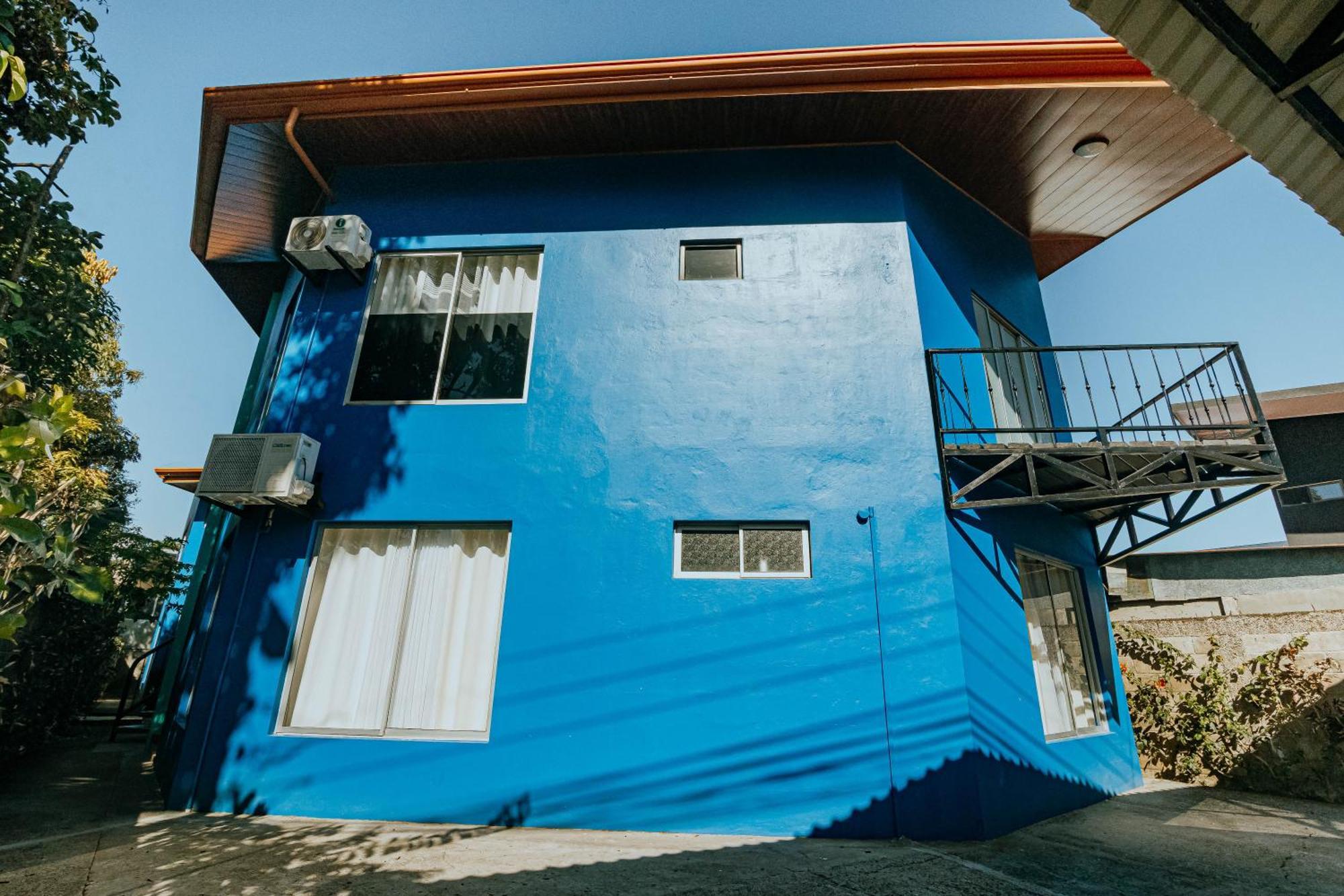 Apartamentos Cristal Quepos Esterno foto