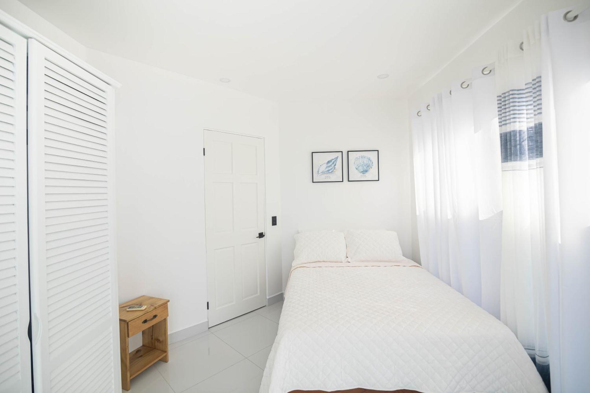 Apartamentos Cristal Quepos Esterno foto